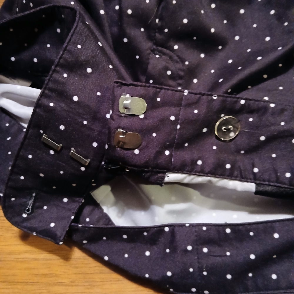 Izod Golf Woman's Size 14 Dark Blue Polka Dot Shorts - Picture 4 of 7